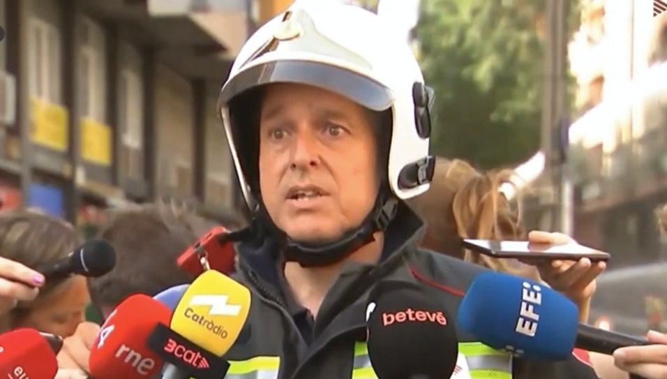 8 ferits en una explosió per una fuita de gas a la plaça de Sants