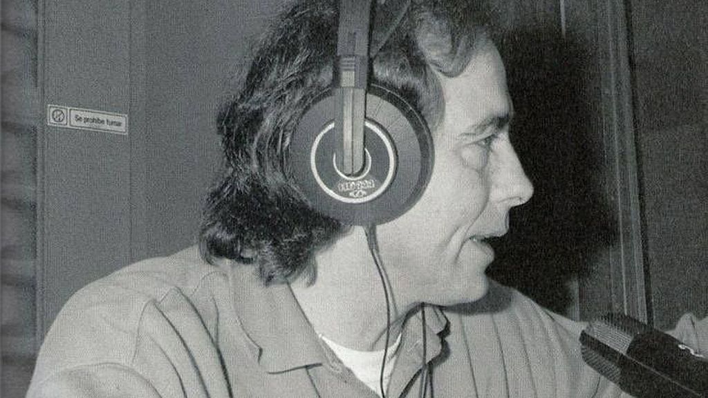 Ràdio Hostafrancs recupera la sèrie radiofònica "La radio con botas", presentada per Joan Manuel Serrat